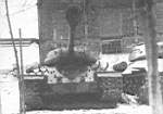 Тяжелый танк Ис-6 во дворе завода.